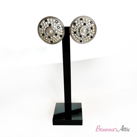 Silver with Black Stones clip on Earrings - Picture 3 of 7